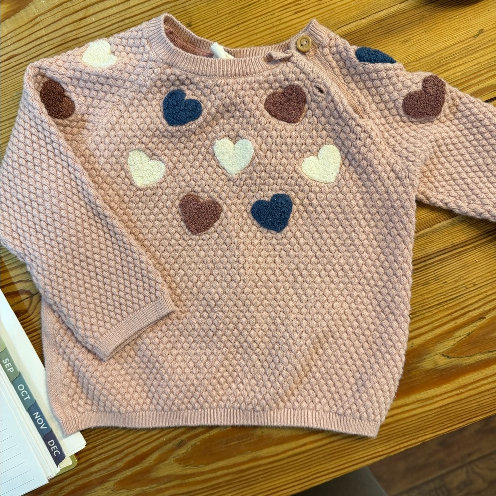 Pink Heart Patterned Women's Sweater
